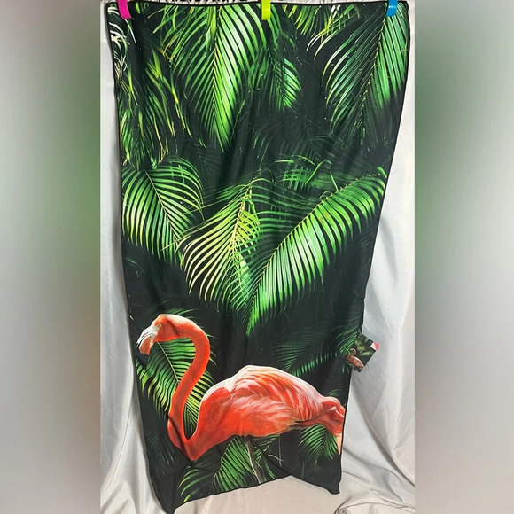 NWT Whitley Willows Microfiber Beach Towel Reversible 35" X 70 - Picture 8 of 8